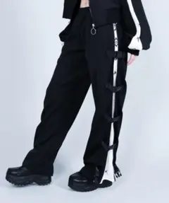 2025年最新】REFLEM パンツの人気アイテム - メルカリ