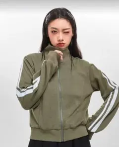 オリーブグリーン ジップアップジャケット