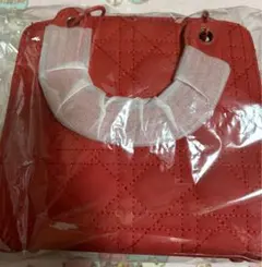 レッド キルティング ハンドバッグ、ショルダーバック