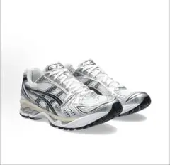 kayano スニーカー