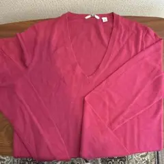 UNIQLO ウール100% ピンク Vネックセーター M