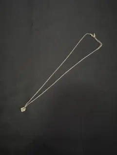 ゴールド ダイヤモンド型 ネックレス