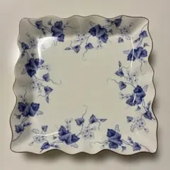 NARUMI BORN CHINA 四角い皿 青い花柄 上品　オシャレ 美品