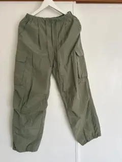 GU オリーブグリーン カーゴパンツ