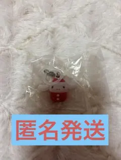 カプセルトイ　サンリオキャラクターズ　いちごめじるしアクセサリー