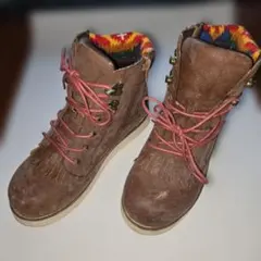 ブラウン フリンジ付きブーツ