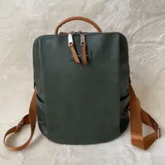 Manto Rosso ダークグリーン リュック