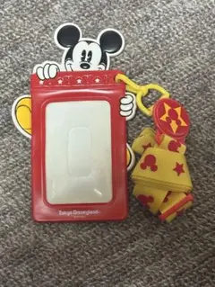 Item thumbnail for item 43404328-e7c9-47eb-adb5-2072282c18de