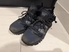New Balance × snow peak スニーカーのサムネイル