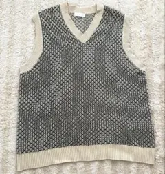 ニットVネックベスト