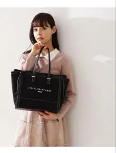 ジルバイジルスチュアート　フリルレイヤードトートバッグ　ブラック