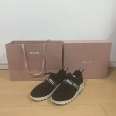 【箱付き美品】miu miu レディーススニーカーのサムネイル