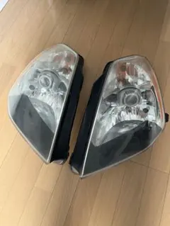 Z33 前期 ヘッドライトHID バラスト付き フェアレディ 日産のサムネイル