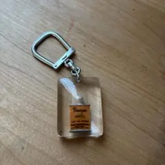 Item thumbnail for item 803ad1b7-d98a-4797-bd9a-78b7f27bbc18