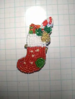 ハンドメイドビーズ刺繍ブローチ クリスマス長靴