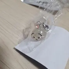 ちいかわ うさぎ 入場者特典　まめまめフィギュア めじるしアクセサリー