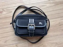 バーバリーブルーレーベル　ショルダーバッグ　黒のサムネイル