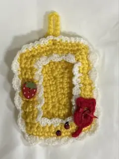 あみもの　トレカケース　いちご