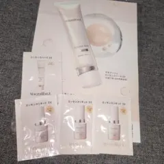 MAQuillAGE エッセンスベース＆リキッドファンデーション サンプルのサムネイル