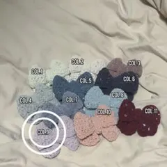 リボン　キーホルダー　チャーム　編み物　手編み　ハンドメイド