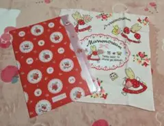 サンリオ　マロンクリーム　クリアファイル　ハンドタオル