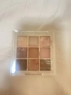 DIKALU アイシャドウパレット 9色