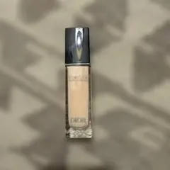 ディオール フォーエバー　スキンコレクト コンシーラー 0.5N