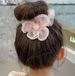 花形シュシュ ピンク パール装飾付き