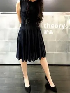 新品Theory ネイビー ノースリーブニットワンピース S キャミソール付き