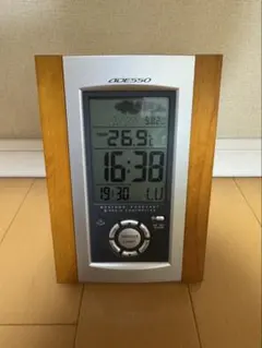 Adesso 電波時計 シルバー 木目調 アデッソ デジタル時計 目覚まし