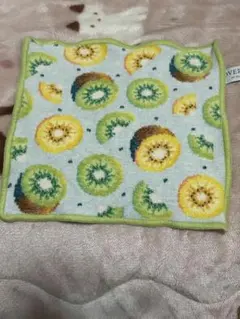 フェイラー　キウイドット　ハンカチ