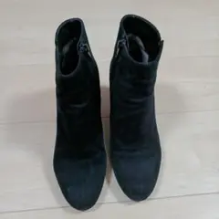 Luca Grossi ブラックスエードブーティ