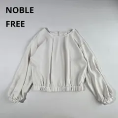 NOBLE タック リブ ワイドスリーブ ノーカラーブラウス 白のサムネイル