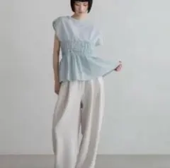 LOWRYS FARM シャーリングペプラムフレンチスリーブのサムネイル