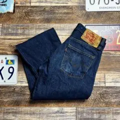 Levi's 501 デニムパンツ W31 濃紺 ストレート ジーンズ 古着のサムネイル