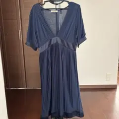 プロポーション　膝下ワンピ　紺色　サイズ3