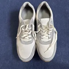 【未使用】COLE HAAN GRAND スニーカー グレーのサムネイル