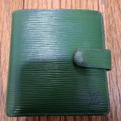 ルイヴィトン エピ ポルトビエン コンパクト 二つ折り 財布 グリーン 緑