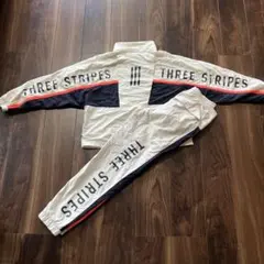 ❤️アディダスTHREE STRIPES胸のロゴが刺繍　セットアップ　S M