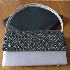 レディース　フォーマルバッグ　ハンドバッグ　結婚式　パーティー　グレー　ビーズ