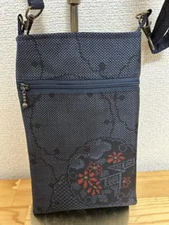 正絹大島紬スマホポーチ・サコッシュのサムネイル