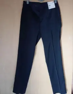 ユニクロ 感動パンツ（ウルトラライト）ウールライク ネイビーW79