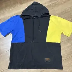 パーカー　Tシャツ