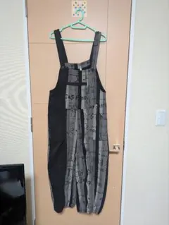 グラフィックデザイン サロペットパンツ