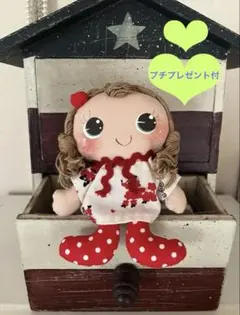 ハンドメイドのドールキーホルダー 1個 ②レッド 水玉