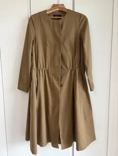 BARNEYS NEWYORK ノーカラーコート キャメル 38のサムネイル