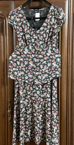 agnes b. 花柄セットアップ 黒