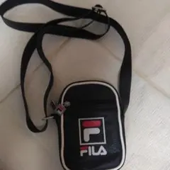 FILA ショルダーバッグ 紺色