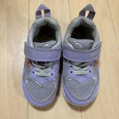 Item thumbnail for item 0a884d3f-088f-410f-abc7-8d32a9439544