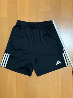 adidas アディダス ハーフパンツ 黒　Lサイズのサムネイル